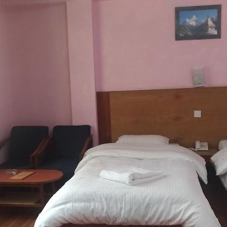 Tasi Dhargey Inn Катманду Экстерьер фото