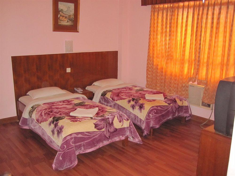Tasi Dhargey Inn Катманду Экстерьер фото