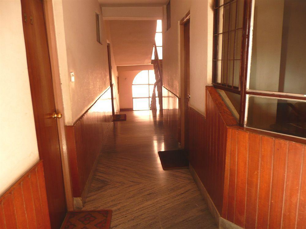 Tasi Dhargey Inn Катманду Экстерьер фото